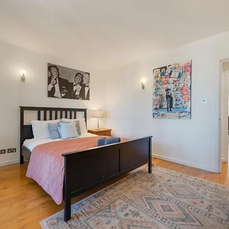 The London Loftscape Apartment Exterior photo
